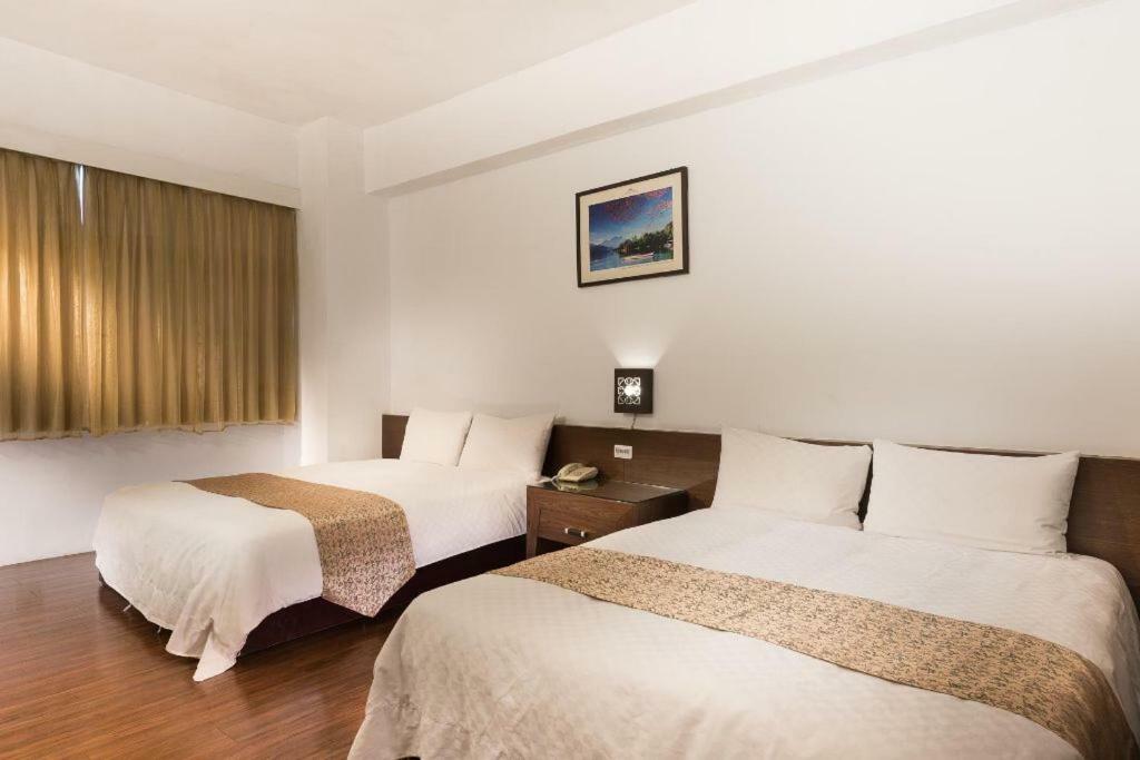 Jing Shenglou Hotel Sun Moon Lake Yuchi Bagian luar foto